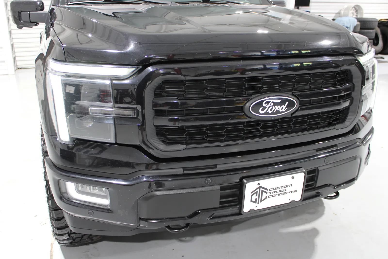 Used 2024 Ford F150 Lariat w/ Equipment Group 502A High AWD/4WD image 17