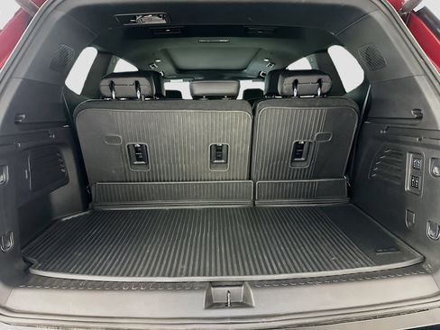 Used 2025 GMC Acadia Denali w/ Super Cruise Package image 32