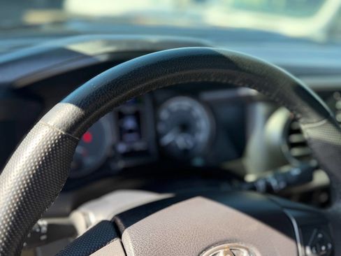 Used 2021 Toyota Tacoma TRD Sport w/ Technology Package image 49