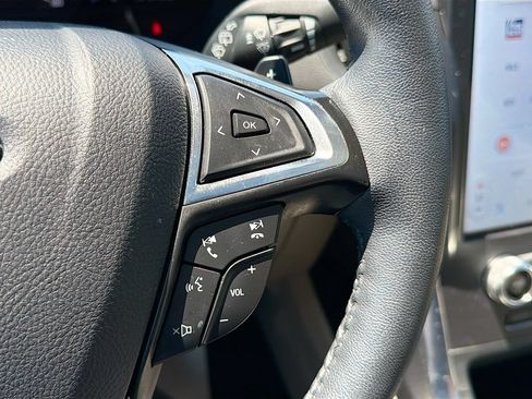 Used 2024 Ford Edge Titanium w/ Equipment Group 301A AWD/4WD image 13