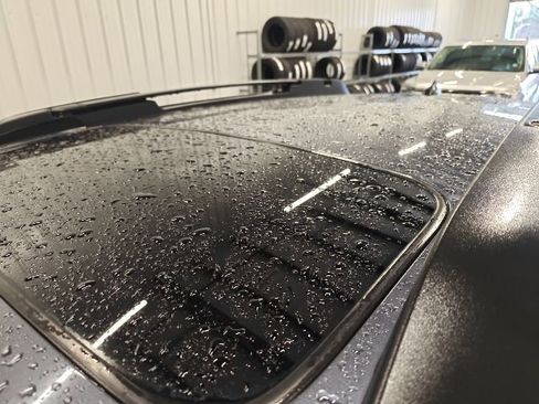 Used 2014 Subaru Outback 2.5i Limited w/ Moonroof Package image 9