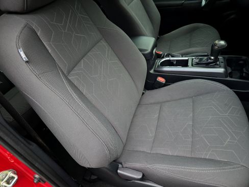 Used 2016 Toyota Tacoma TRD Sport w/ Towing Package image 44