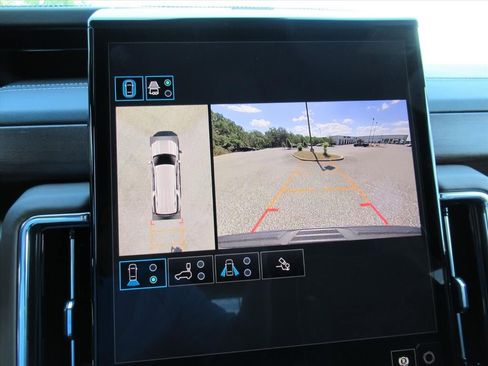 New 2026 GMC Yukon XL Denali Ultimate AWD/4WD image 33