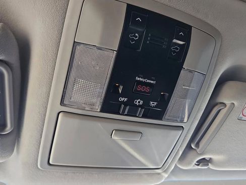 Used 2019 Lexus GX 460 Premium AWD/4WD image 26