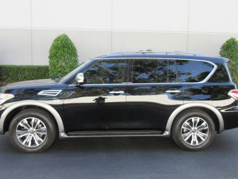 Used 2020 Nissan Armada SL w/ Premium Package RWD image 2