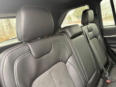 New 2026 Jeep Grand Cherokee Altitude AWD/4WD image 31