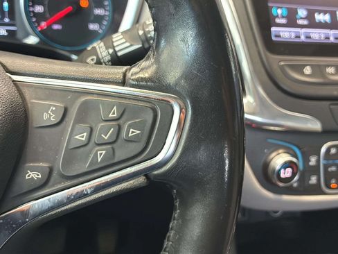 Used 2018 Chevrolet Equinox LT w/ Sun & Infotainment Package FWD image 26