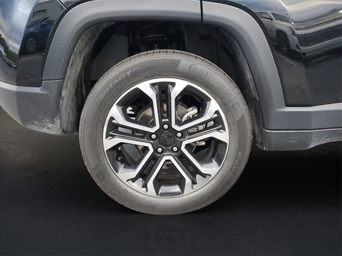 Used 2022 Jeep Compass Limited image 5