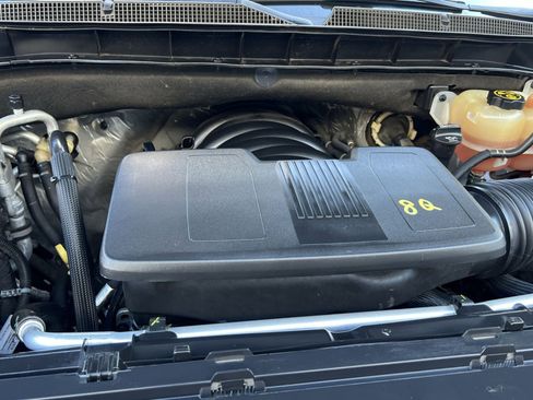 Used 2022 Chevrolet Tahoe LT image 29