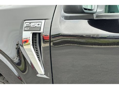Used 2025 Ford F150 XLT w/ Equipment Group 301A Standard AWD/4WD image 29