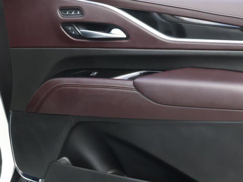 Certified 2024 Cadillac Escalade Sport Platinum AWD/4WD image 25
