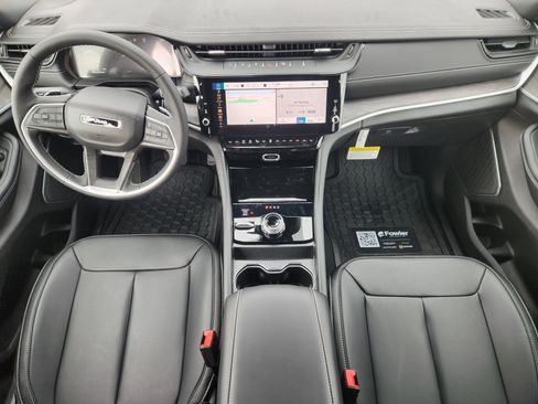 New 2026 Jeep Grand Cherokee Limited w/ Limited Altitude Package image 20