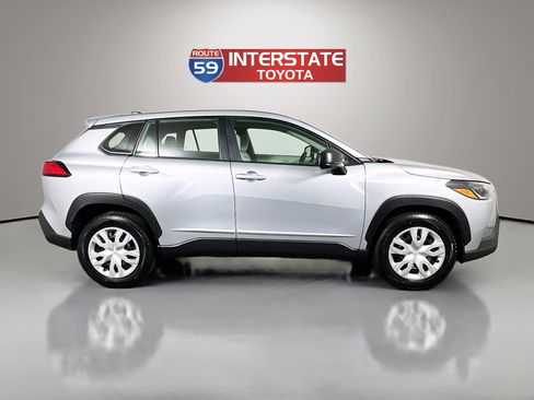 Certified 2023 Toyota Corolla Cross L AWD/4WD image 8