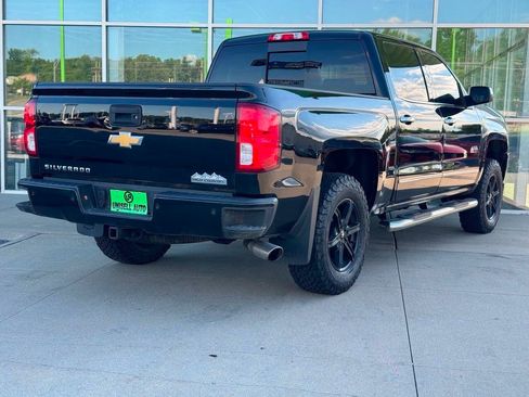Used 2017 Chevrolet Silverado 1500 High Country AWD/4WD image 4