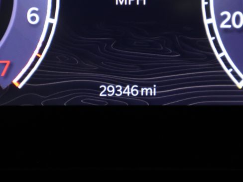 Used 2023 Jeep Grand Cherokee Laredo RWD image 19