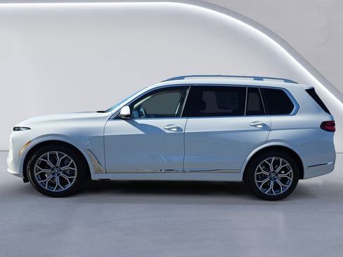 New 2026 BMW X7 xDrive40i image 6