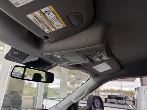 Used 2020 Ford F250 Lariat w/ Lariat Value Package AWD/4WD image 38
