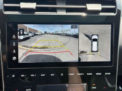 Used 2024 Hyundai Tucson Limited AWD/4WD image 26