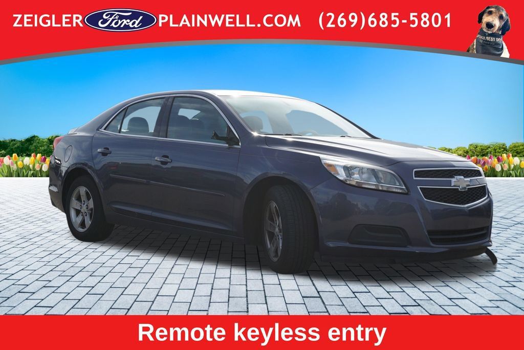 Used 2013 Chevrolet Malibu LS w/ Protection Package FWD image 4