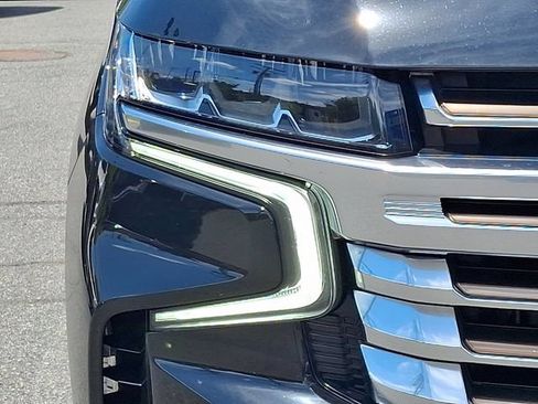 Certified 2023 Chevrolet Suburban High Country w/ Max Trailering Package AWD/4WD image 9
