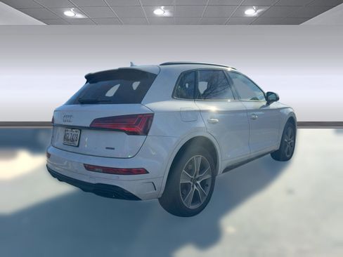 Used 2025 Audi Q5 2.0T Premium w/ Convenience Plus Package image 9