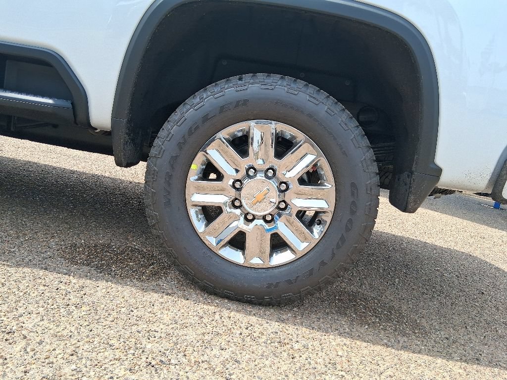 New 2026 Chevrolet Silverado 2500 High Country w/ High Country Premium Package AWD/4WD image 23