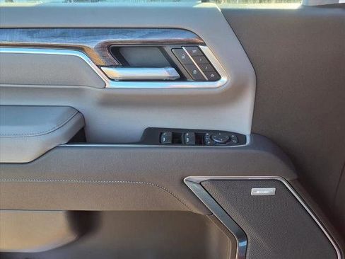 New 2026 Chevrolet Silverado 2500 LTZ w/ LTZ Premium Package image 18