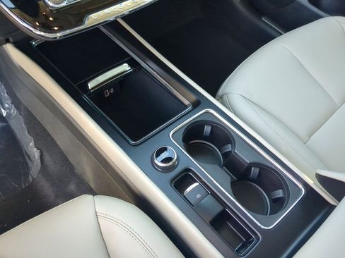 New 2026 Lincoln Corsair Premiere FWD image 20