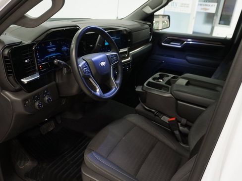 Certified 2024 Chevrolet Silverado 1500 LT image 9