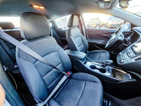 Used 2024 Chevrolet Malibu LT image 14