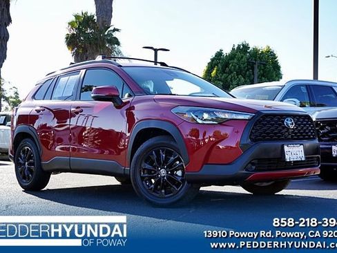 Used 2022 Toyota Corolla Cross LE FWD image 1
