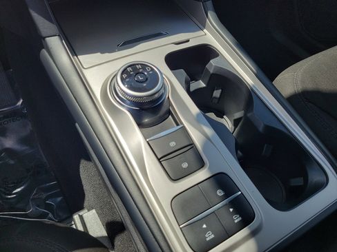 Used 2022 Ford Explorer XLT RWD image 33