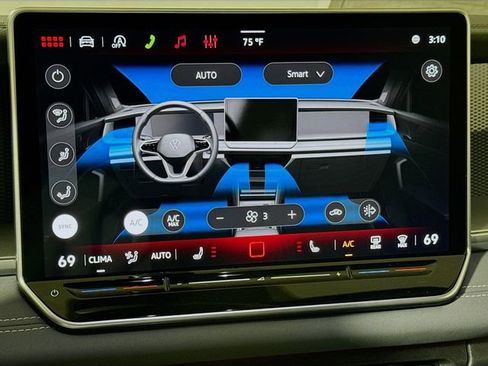 New 2026 Volkswagen Tiguan SE R-Line image 9