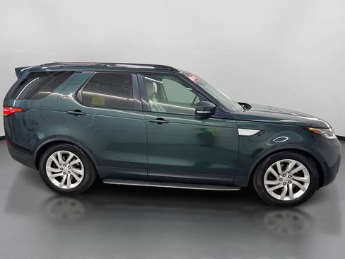 Used 2017 Land Rover Discovery HSE image 11