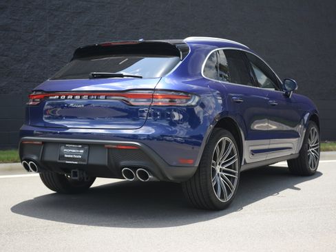 Certified 2026 Porsche Macan AWD/4WD image 60