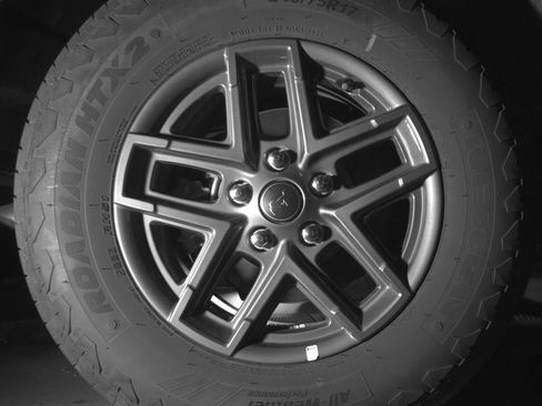 Used 2025 Jeep Wrangler Unlimited Sport AWD/4WD image 15
