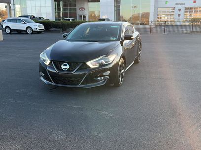 Used 2018 Nissan Maxima SR w/ Midnight Edition