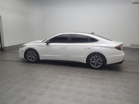 Used 2022 Hyundai Sonata SEL w/ Convenience Package FWD image 3