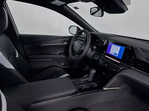New 2026 Toyota Camry SE image 32