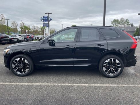 Used 2026 Volvo XC60 T8 Plus AWD/4WD image 2