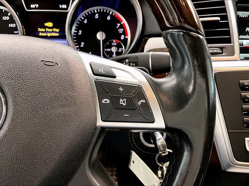 Used 2015 Mercedes-Benz ML 400 4MATIC image 24