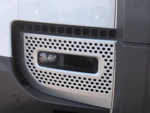 Used 2021 Land Rover Defender 110 S image 10