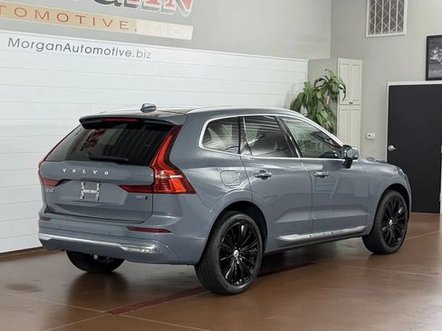 Used 2023 Volvo XC60 B5 Plus AWD/4WD image 3