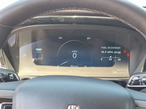 Certified 2023 Lincoln Corsair AWD w/ Towing Package image 17