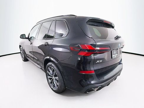New 2026 BMW X5 xDrive50e w/ M Sport Package AWD/4WD image 5