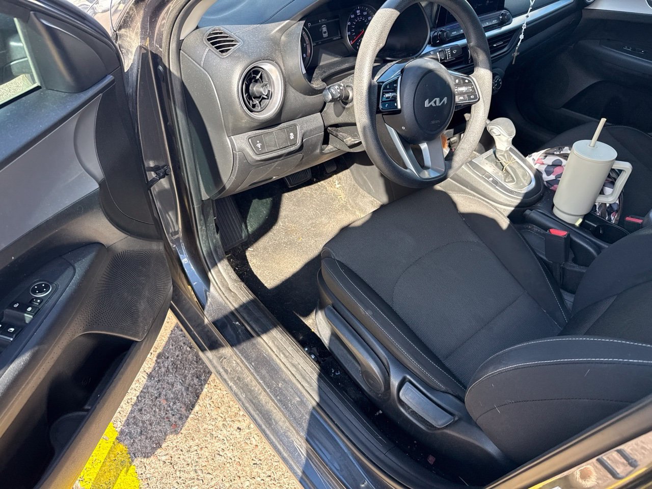 Used 2022 Kia Forte Sedan FWD image 5
