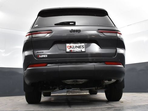 Used 2025 Jeep Grand Cherokee L Altitude AWD/4WD image 54