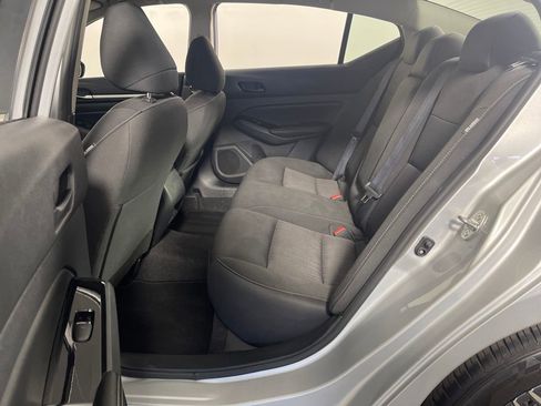 Used 2023 Nissan Altima 2.5 SV image 13