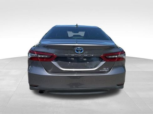 Used 2023 Toyota Camry XLE FWD image 7