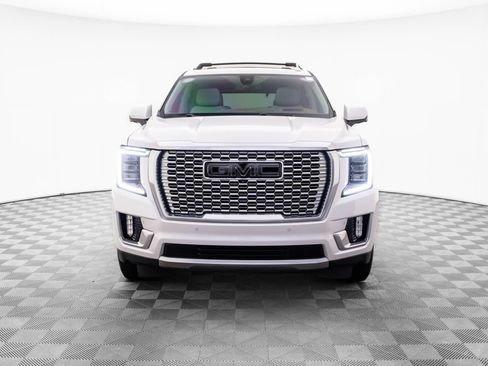 Used 2021 GMC Yukon Denali image 9